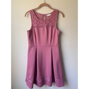 altar’d state pink sleeveless lace dress